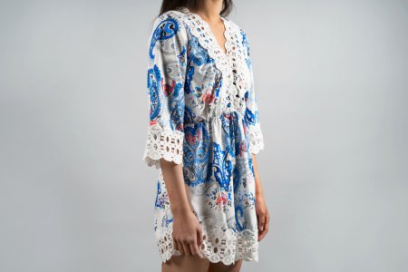 Top de renda de moda de verão