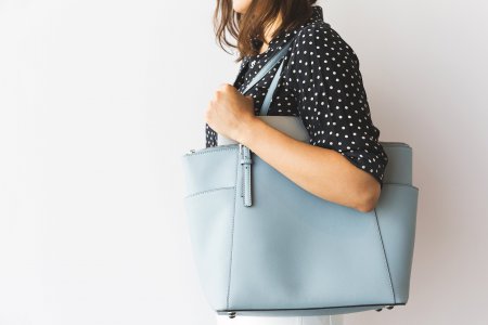 Bolsa azul moderna