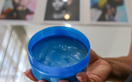 Anvisa cancela venda de pomadas para fixar cabelos; veja a lista