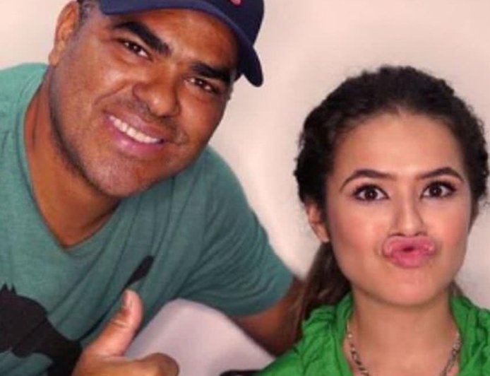 Maisa Silva repete foto ao lado do pai após 20 anos e impressiona: ‘2 e 20 anos’