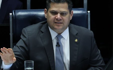 Alcolumbre mantém sessão da CPMI do INSS que quebrou sigilo de Lulinha